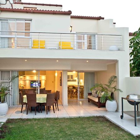D3 Sea Lodge - By Stay In Umhlanga Дърбан Екстериор снимка