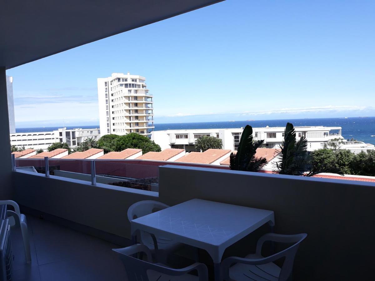 D3 Sea Lodge - By Stay In Umhlanga Дърбан Екстериор снимка