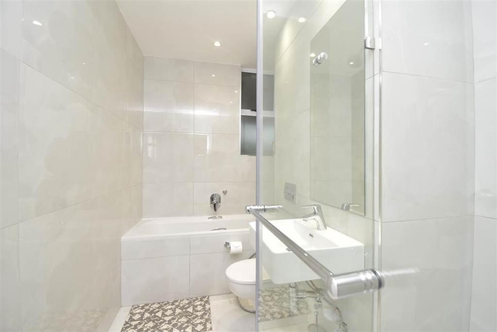 D3 Sea Lodge - By Stay In Umhlanga Дърбан Екстериор снимка