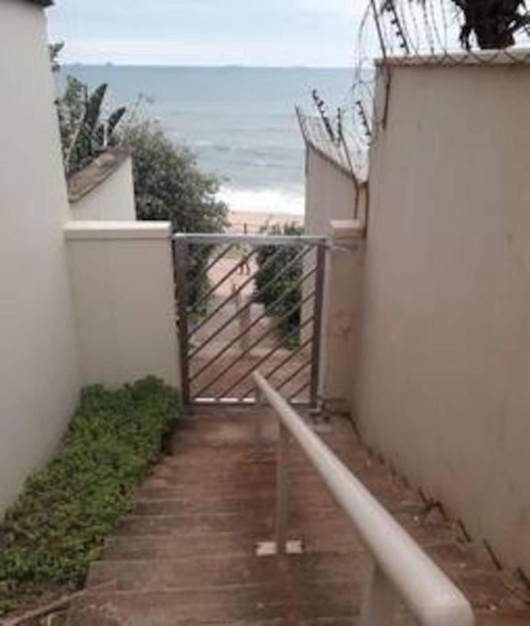 D3 Sea Lodge - By Stay In Umhlanga Дърбан Екстериор снимка