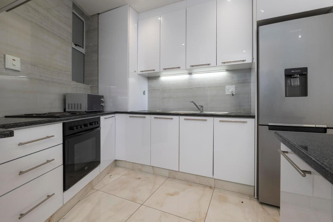 D3 Sea Lodge - By Stay In Umhlanga Дърбан Екстериор снимка