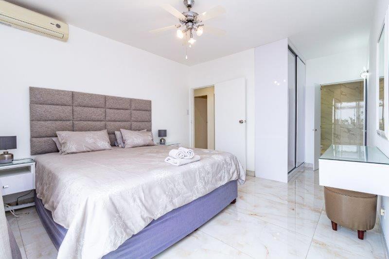 D3 Sea Lodge - By Stay In Umhlanga Дърбан Екстериор снимка