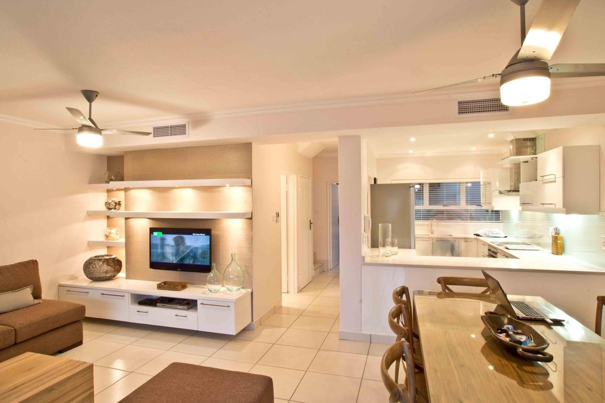 D3 Sea Lodge - By Stay In Umhlanga Дърбан Екстериор снимка