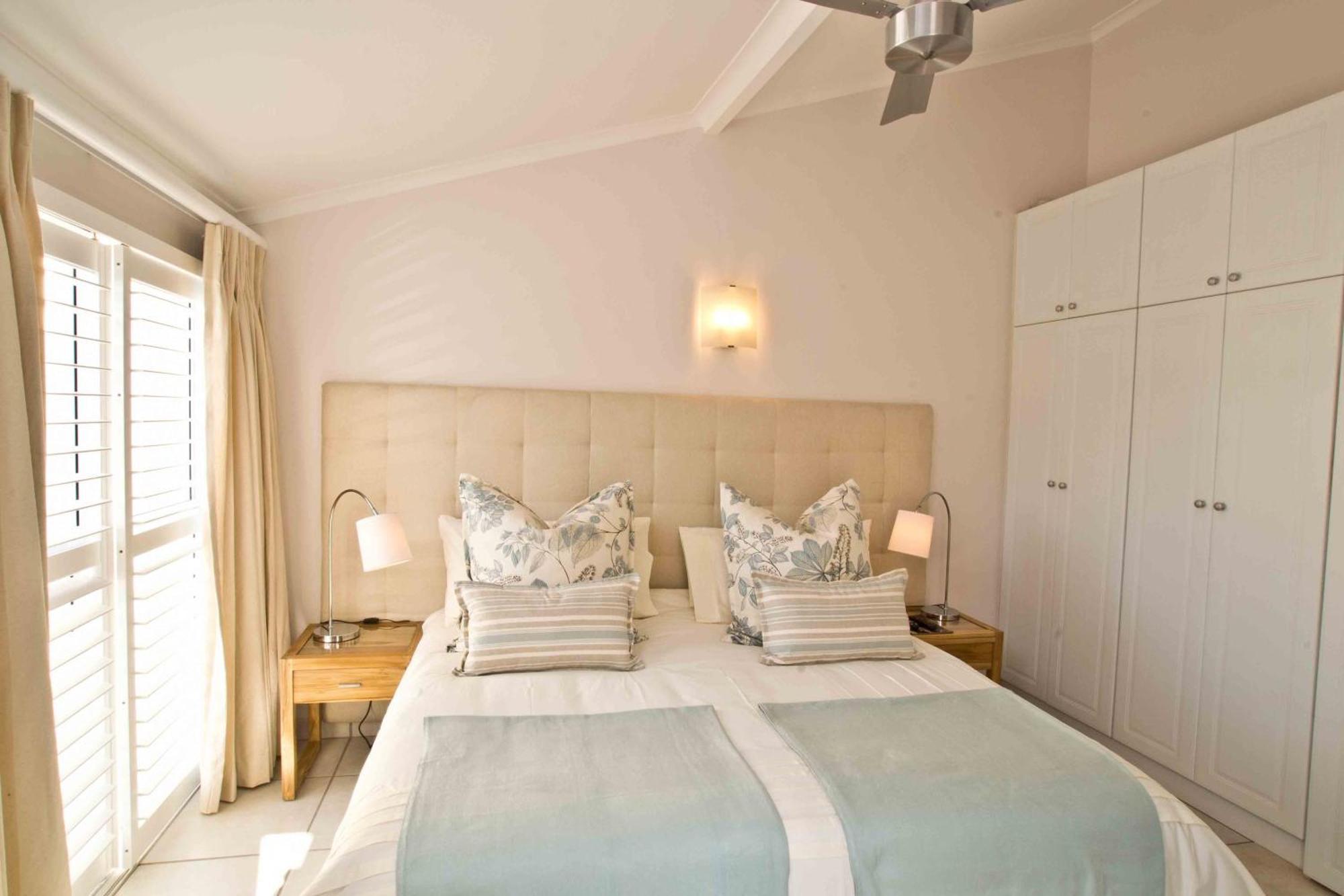 D3 Sea Lodge - By Stay In Umhlanga Дърбан Екстериор снимка
