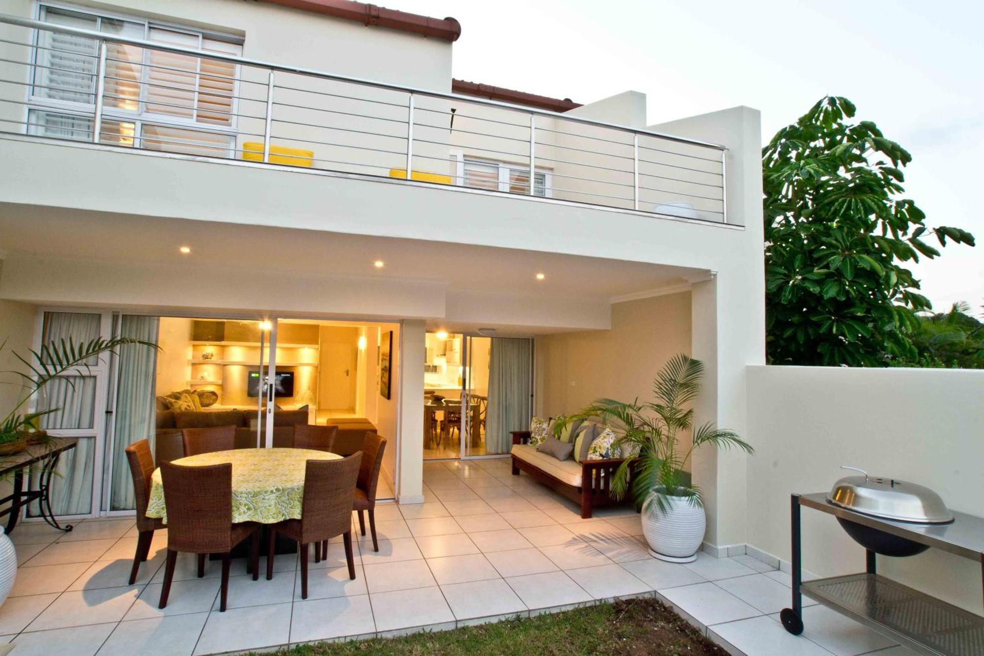 D3 Sea Lodge - By Stay In Umhlanga Дърбан Екстериор снимка