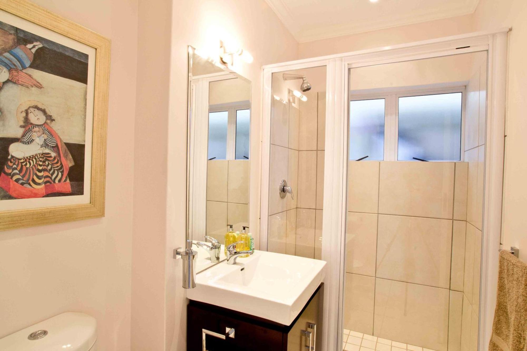 D3 Sea Lodge - By Stay In Umhlanga Дърбан Екстериор снимка