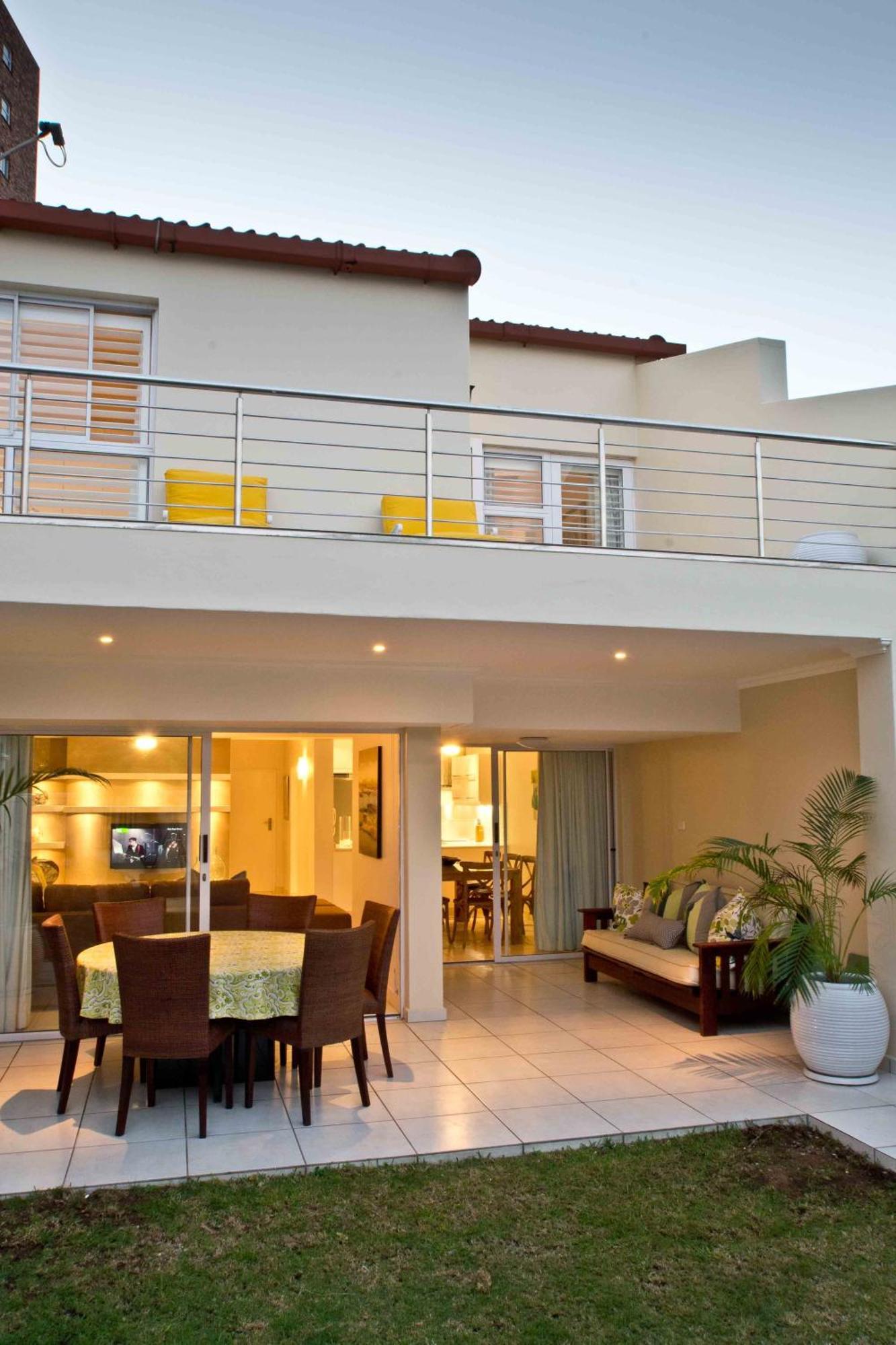 D3 Sea Lodge - By Stay In Umhlanga Дърбан Екстериор снимка