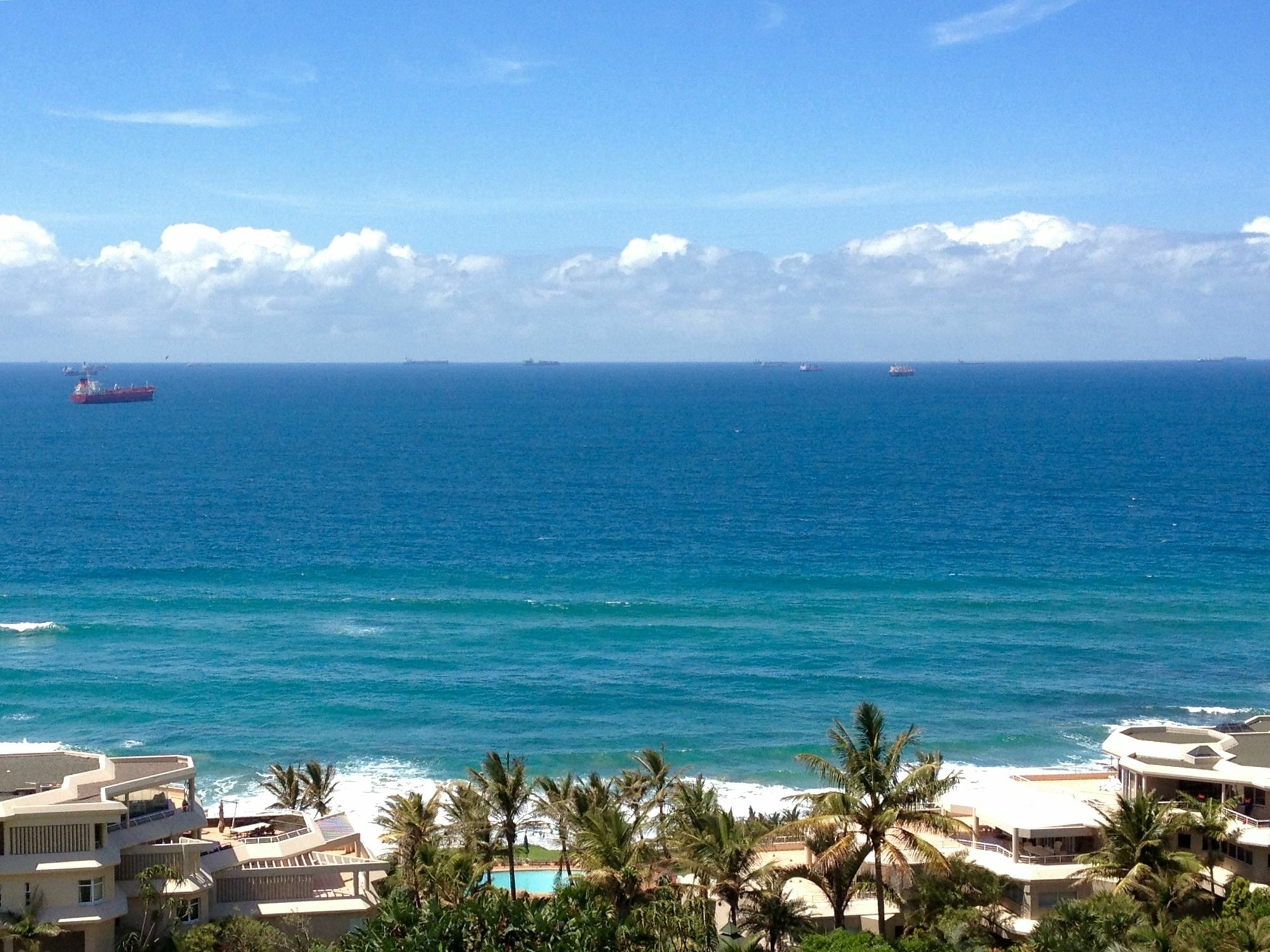 D3 Sea Lodge - By Stay In Umhlanga Дърбан Екстериор снимка